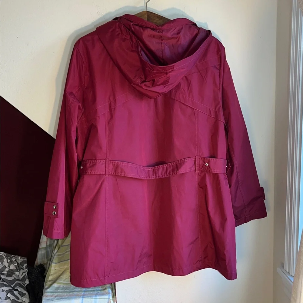 Details Intl Maroon Hooded and Belted Rain Jacket with Zipper 2X EUC‎